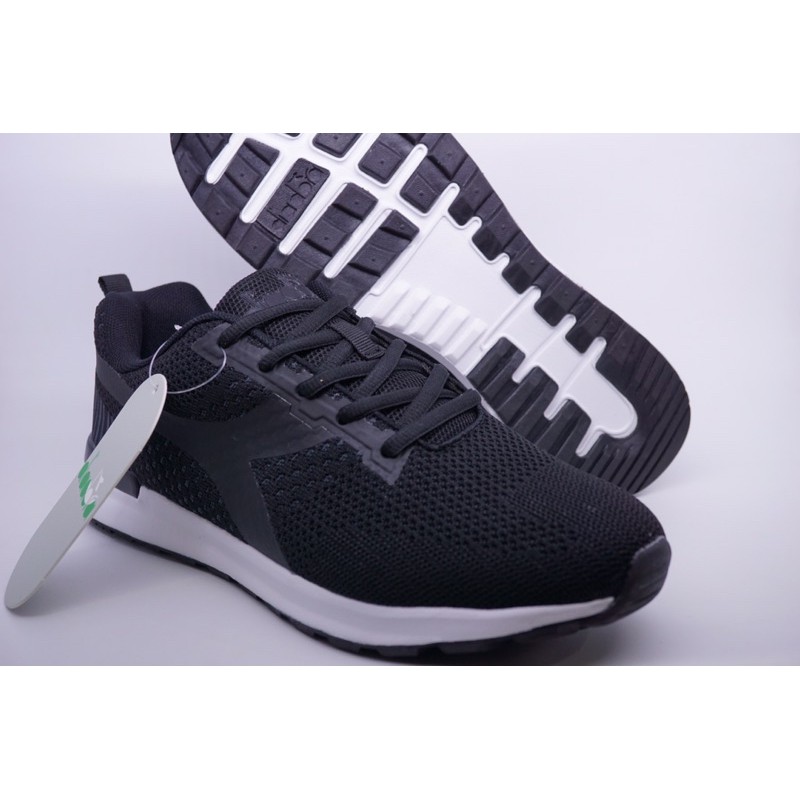 diadora valerio black original. sepatu pria sneakers diadora pria