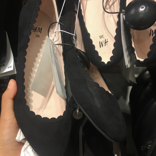 Sepatu H&M