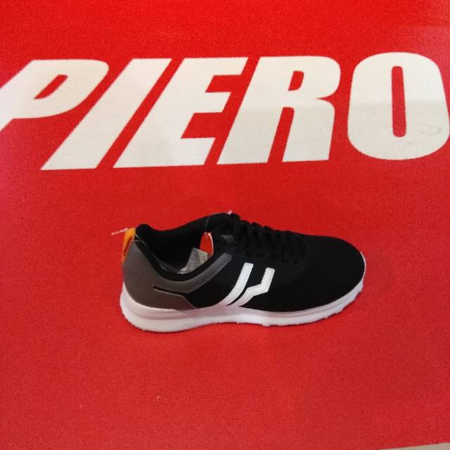 Sepatu Sneakers Pria Piero City Cross 38-44