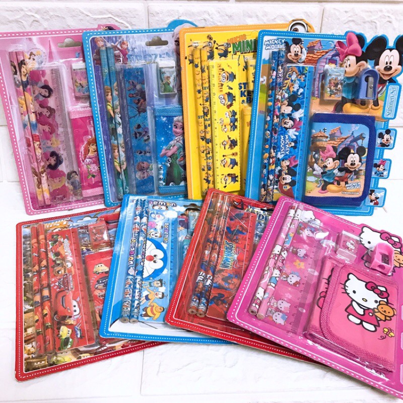 

SET ALAT TULIS + DOMPET (WJ8809) SET 6 IN 1 KARAKTER