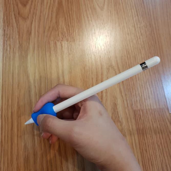 

Pencil" Apple Pencil Grip Pencil Hold Helper Alat Bantu Menulis Writing Helper