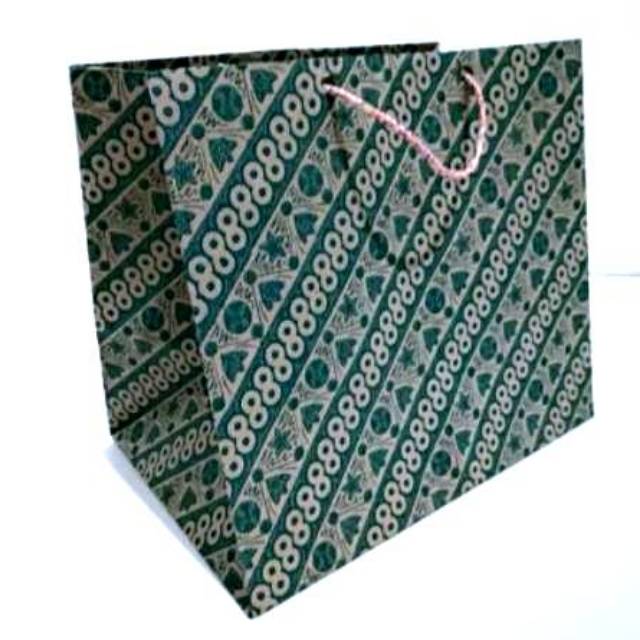 Paper bag tas kertas R7 (22x16x21)(0114)