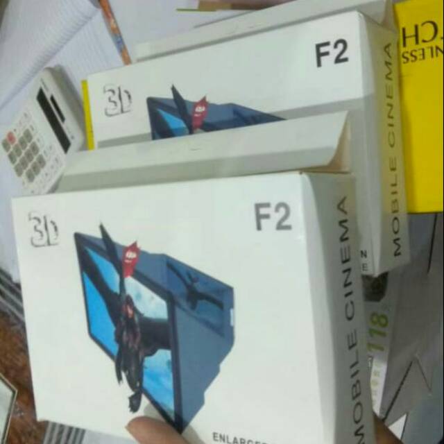 Layar pembesar hp 3D