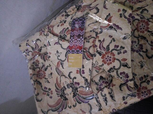 Kemeja Batik Motif Klasik Katun Primisima Unggul Jaya