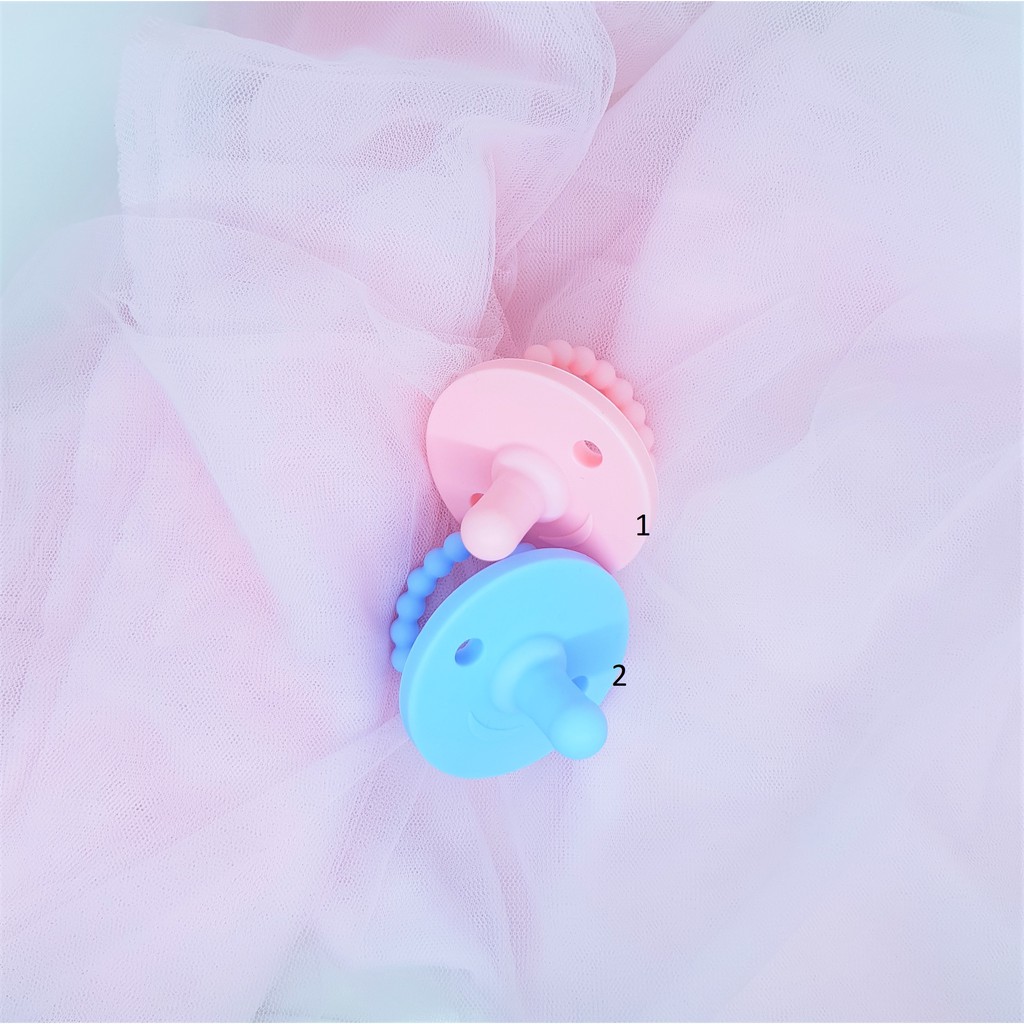 (Pimenova) Dot Empeng Pacifier kompreng bayi gigitan bayi full silicone (Bpa Free)