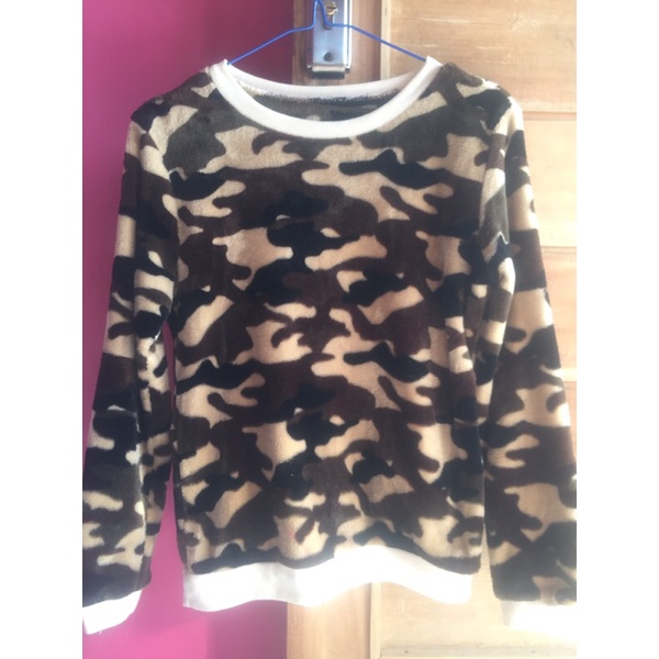 sweater_tentara_preloved