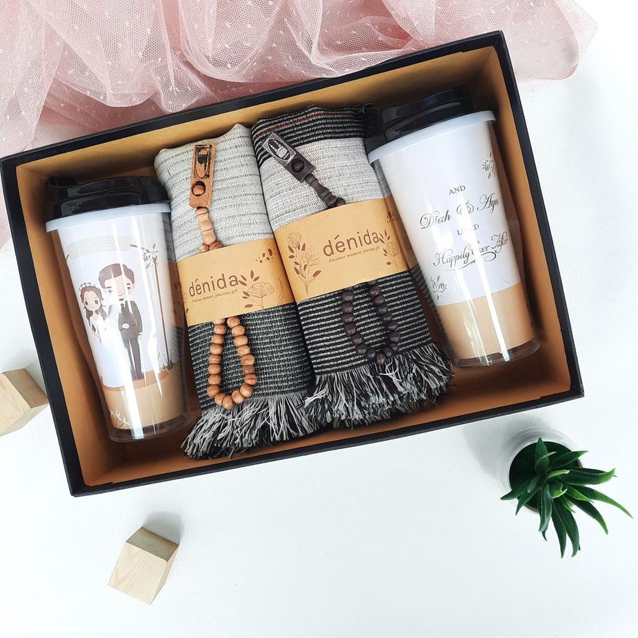 

[PRODUK ZKGBK] KADO PERNIKAHAN HAMPERS WEDDING KADO NIKAH BOTOL MINUM COUPLE KADO NIKAHAN KADO WEDDING NH9