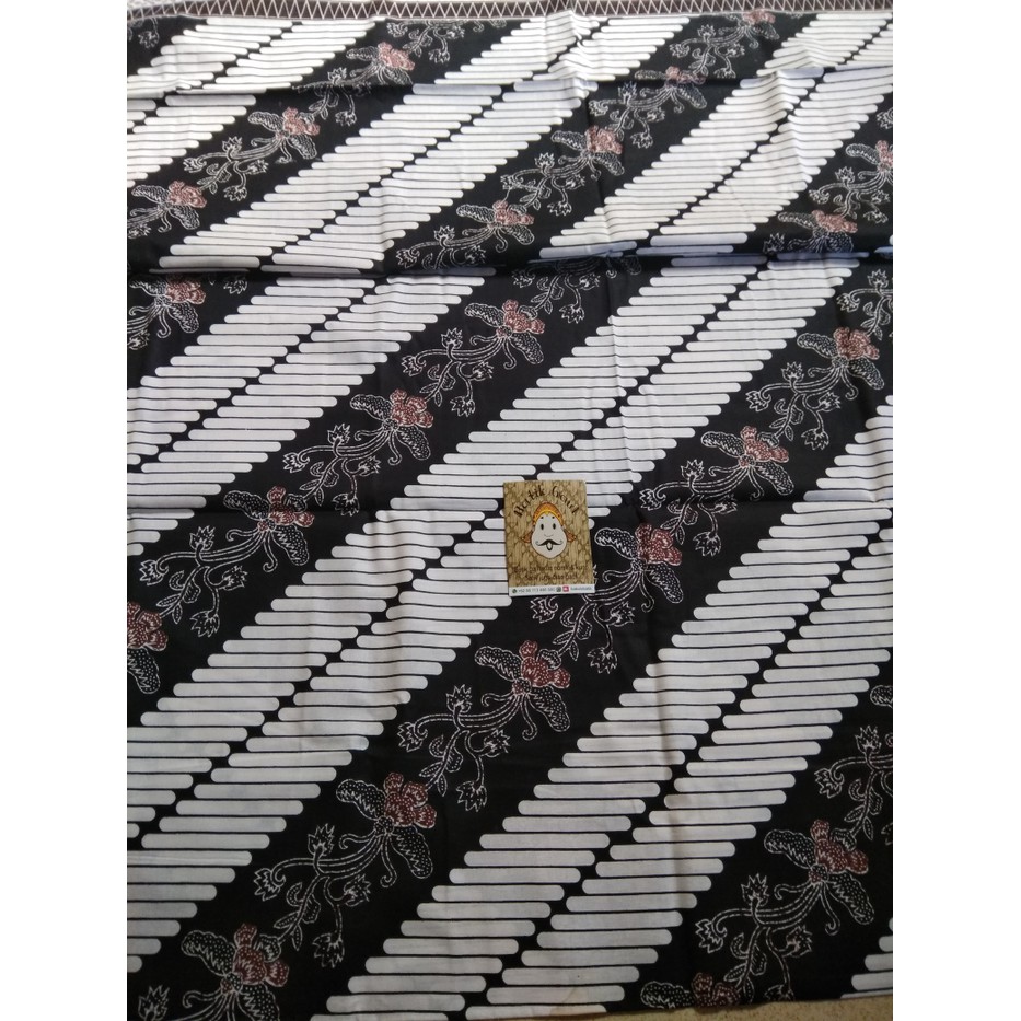 Kain Batik Parang Kembang Pesing Manten Setelan Kebaya Batik