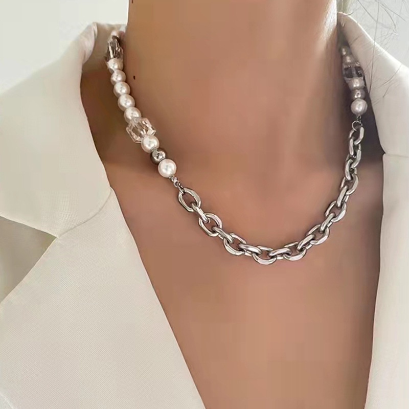 Square Crystal pearl Kalung untuk Wanita cahaya mewah minoritas desain in dingin gaya hip hop manis