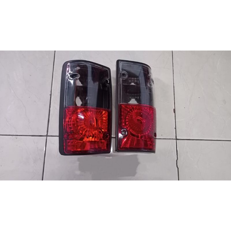 lampu stop lamp kijang grand super baut 4 black smoke