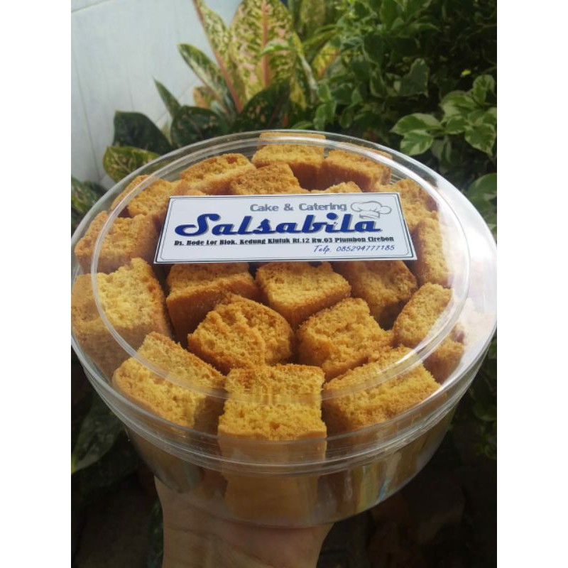 

Bolu Kering, Kue Kering Lebaran / Salsabila Cake