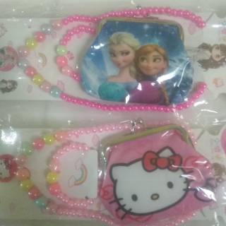 Paket kalung  gelang dompet frozen  hello kitty untuk 