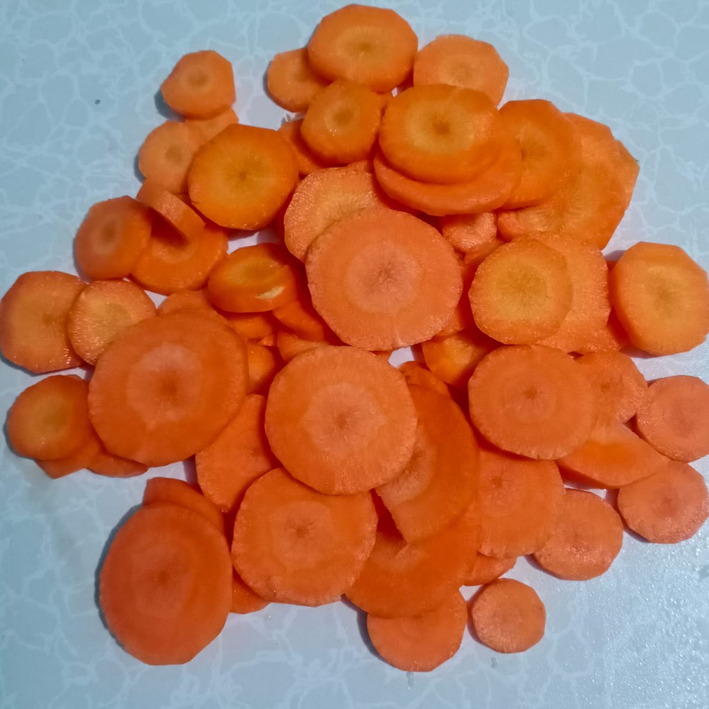 

WORTEL IMPOR POTONG BULAT 200GR