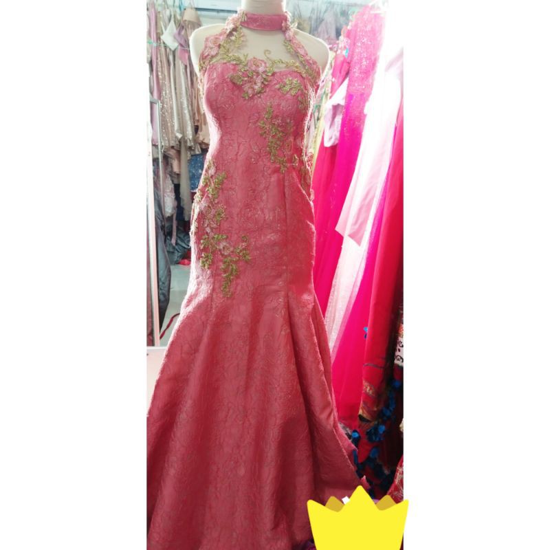 gaun tunangan / dress sangjit / qibao / dress lamaran / tinjing