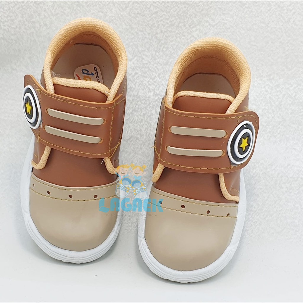 Sepatu Anak Laki Usia 4 Tahunan Size 29 - 30 COKLAT KREM - Sepatu Boots Anak Cowok Anti Licin Alas Karet