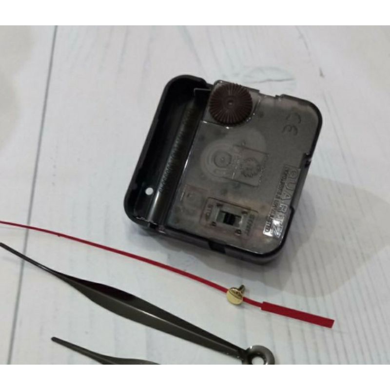 MESIN JAM DELTA DINDING ASLI 12888