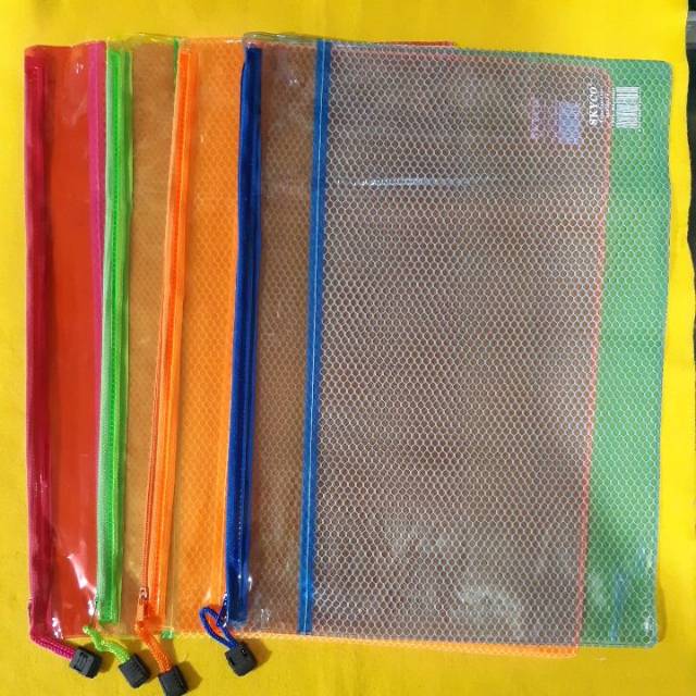 

Zipper bag / Map buku resleting ukuran F4 (1 pcs)