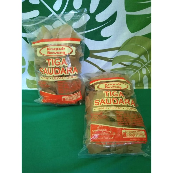 Kerupuk bawang TIGA SAUDARA 250gram asli Semarang murah dan enak