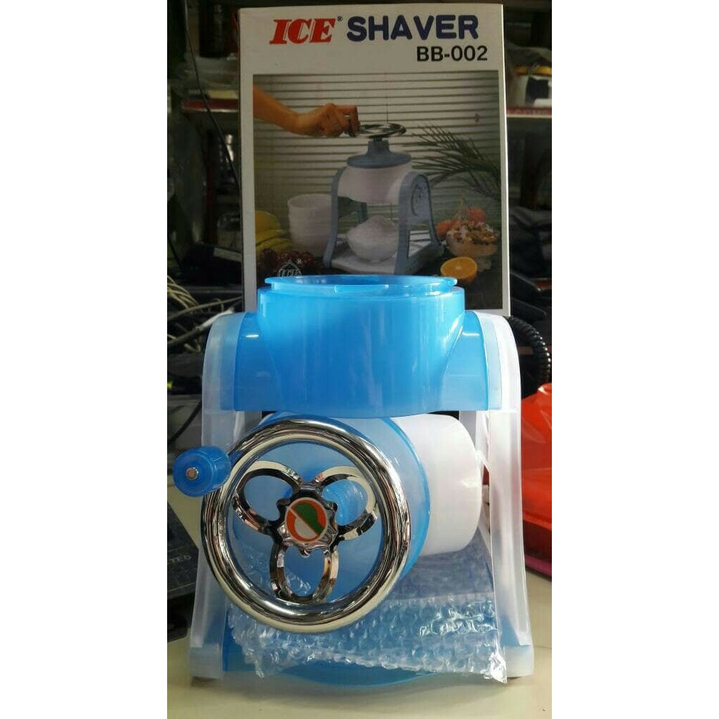 Alat pembuat es serut manual