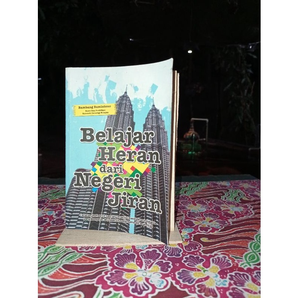 

BUKU BELAJAR HERAN DARI NEGERI JIRAN