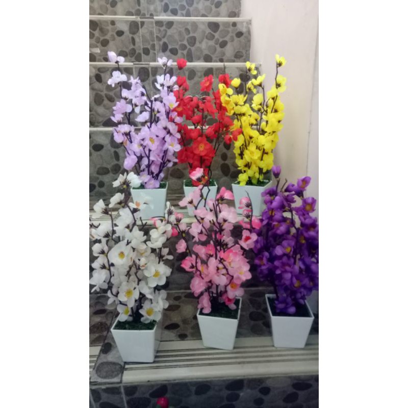 Bunga sakura pot melamin