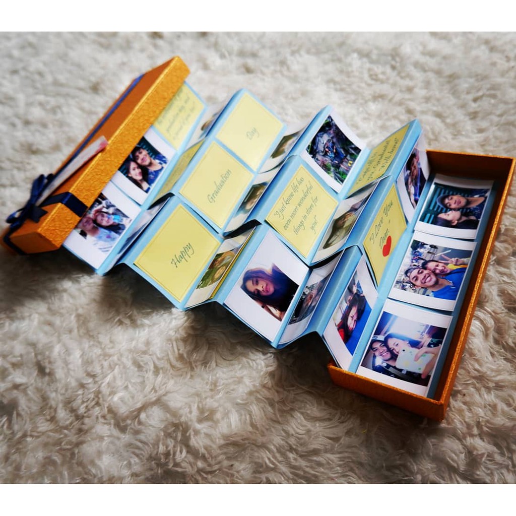 

FEMO (Feed of Memories) 18