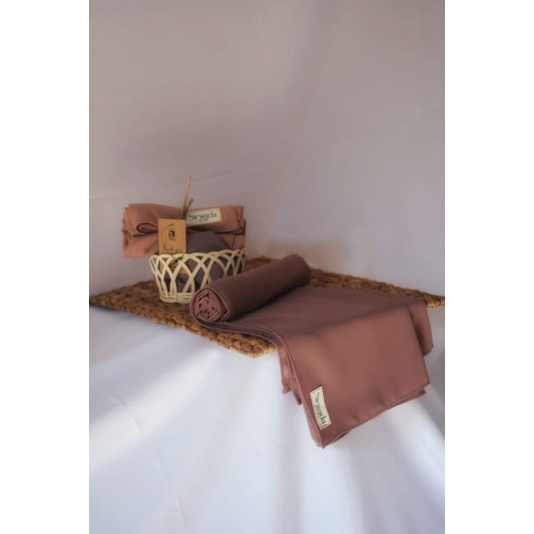 Sirwada Hijab Pashmina Azzahra/ Pashmina Ceruty Baby Doll 175*75cm