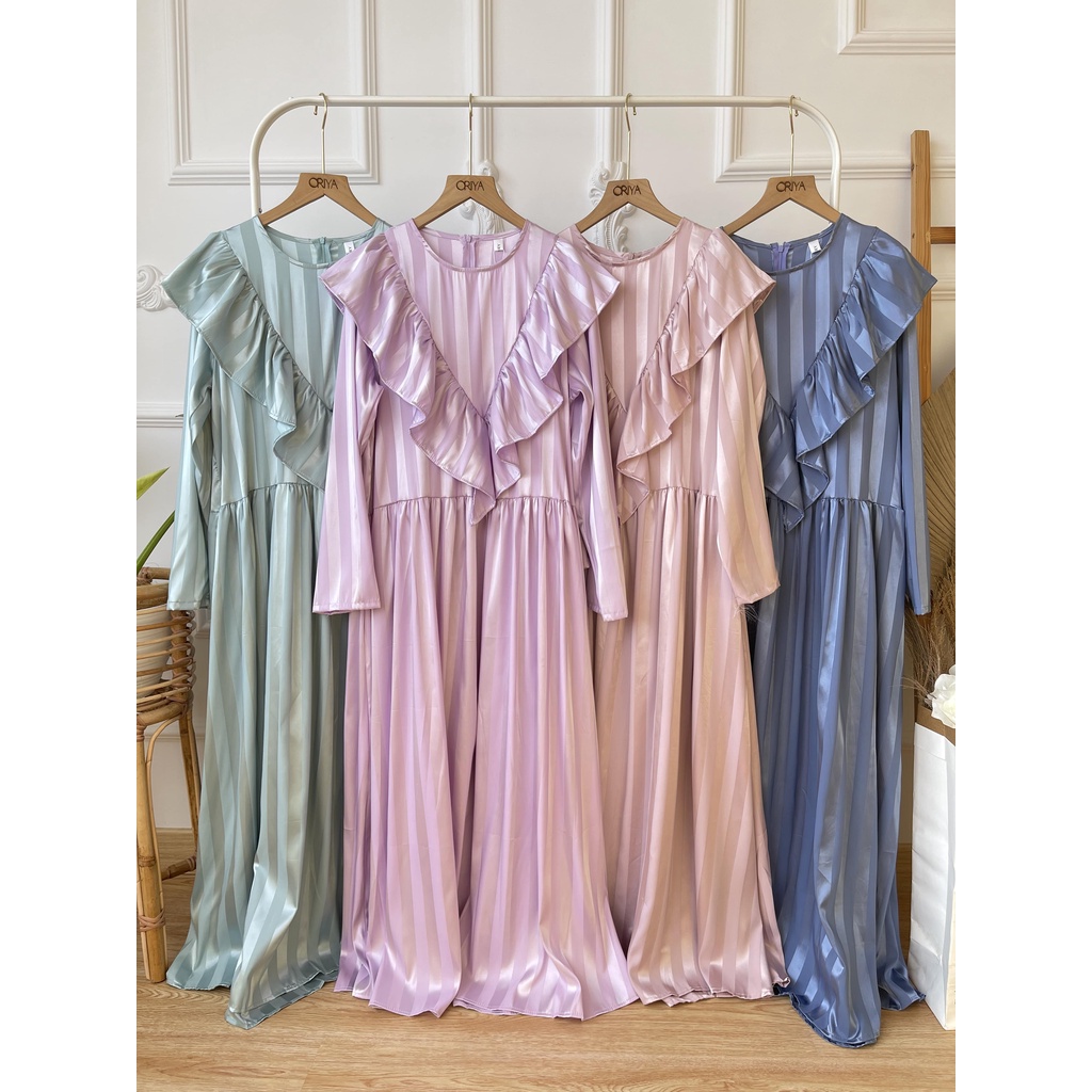 Maxi Ruffle Stripes Satin Dress / Gamis Import Wanita dengan Rempel