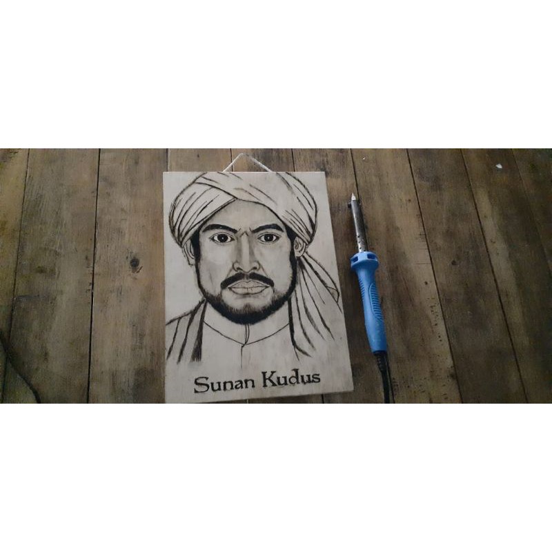 Lukisan wajah kayu,. lukisan bakar Pyrography