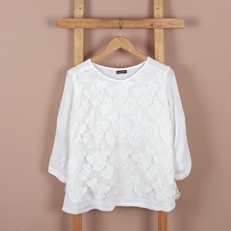 Bertha Blouse Wanita Atasan Brokat Khusus Putih Stylish A.Cls Brokat - Ilalang Store