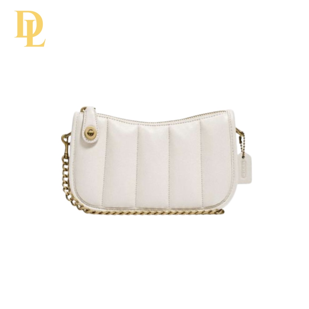 Coach Swinger 20 With Quilting Chalk (C3490)