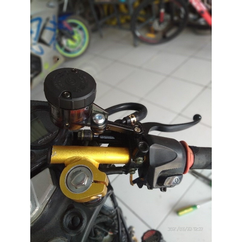 Master rem no name kanan + tabung smoke universal semua motor aerox pcx  scoopy mio xeon beat fi dll