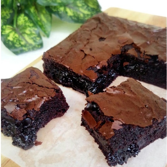 Jual FUDGY BROWNIES CHOKLAT MELTED ukuran 15 x 10cm By AB