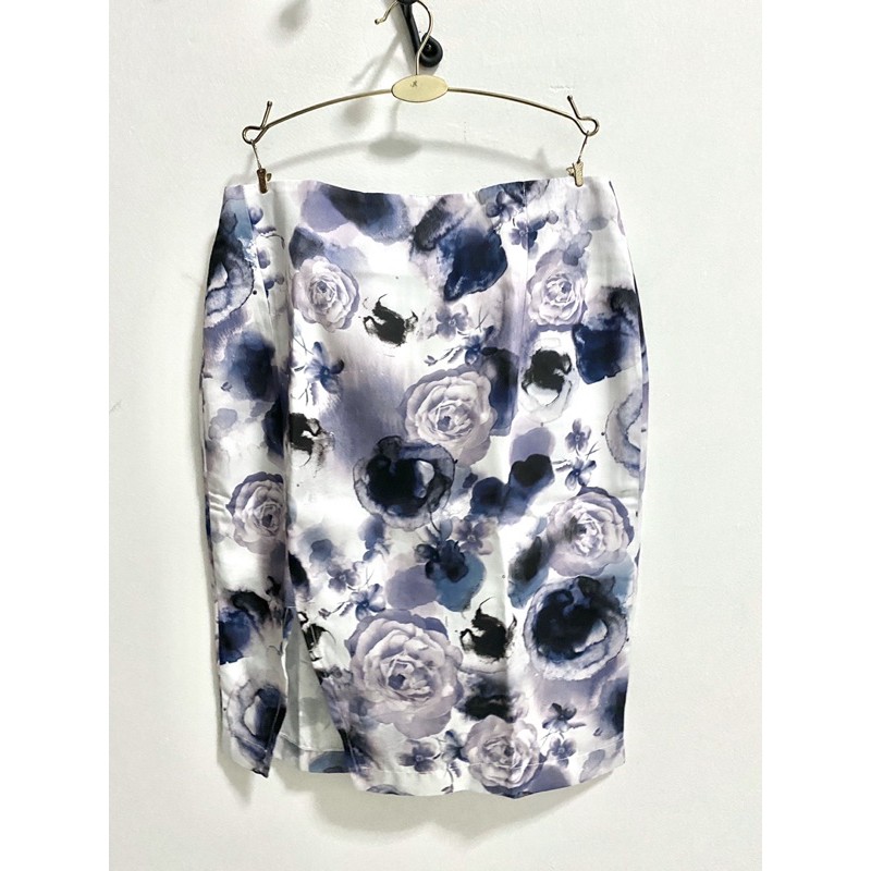 Floral Violet Rose Pencil Skirt with Slit / Rok Pensil Slit motif Bunga / Rok Span dengan Slit