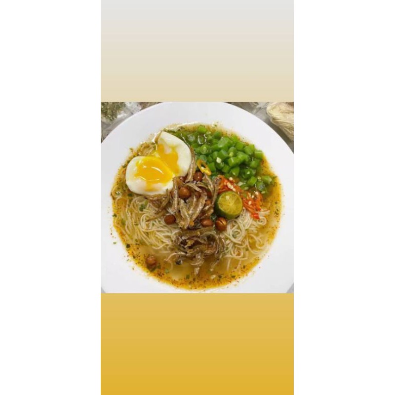 

Ramen Ayam bawang pedes + ikan teri Kalimantan barat