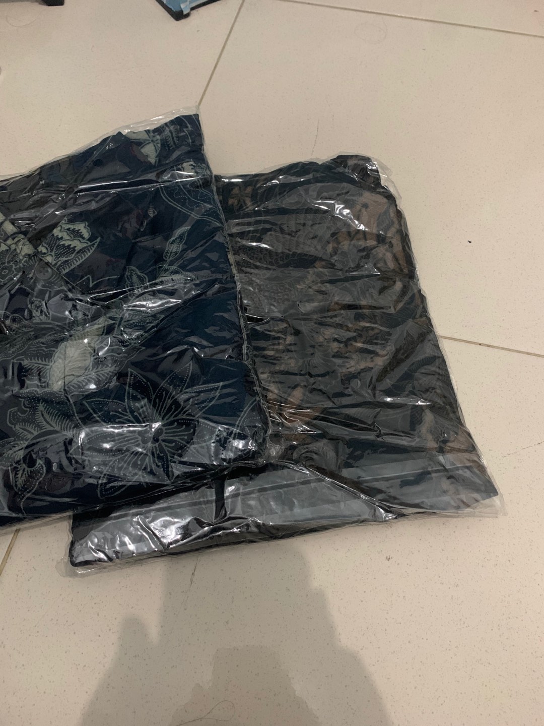 Kemeja Batik Pria Lengan Panjang Dobby Peksi