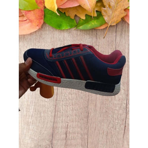 Sepatu New Era Profound