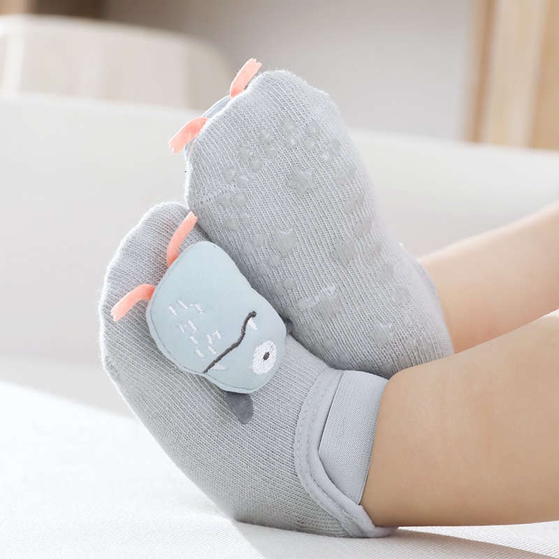 (Pimenova) kaoskaki bayi anak socks lucu karakter unisex kaoskaki antislip anak baby