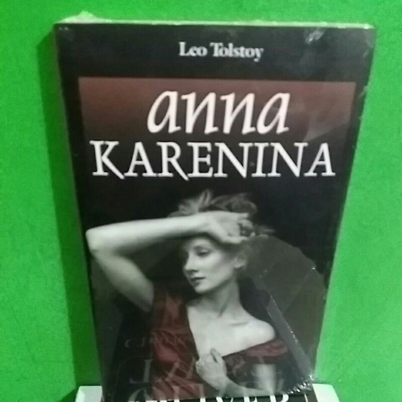 Buku ANNA KARENINA