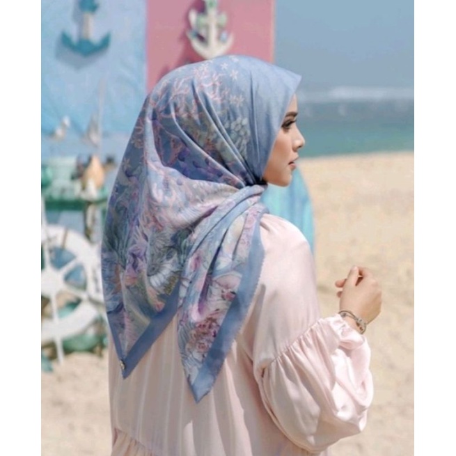 Preloved Mermaid Blue Buttonscarves