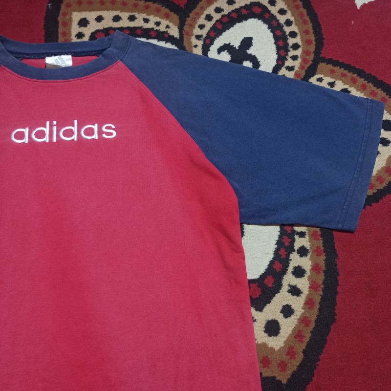 Kaos Vintage adidas Second Mantap