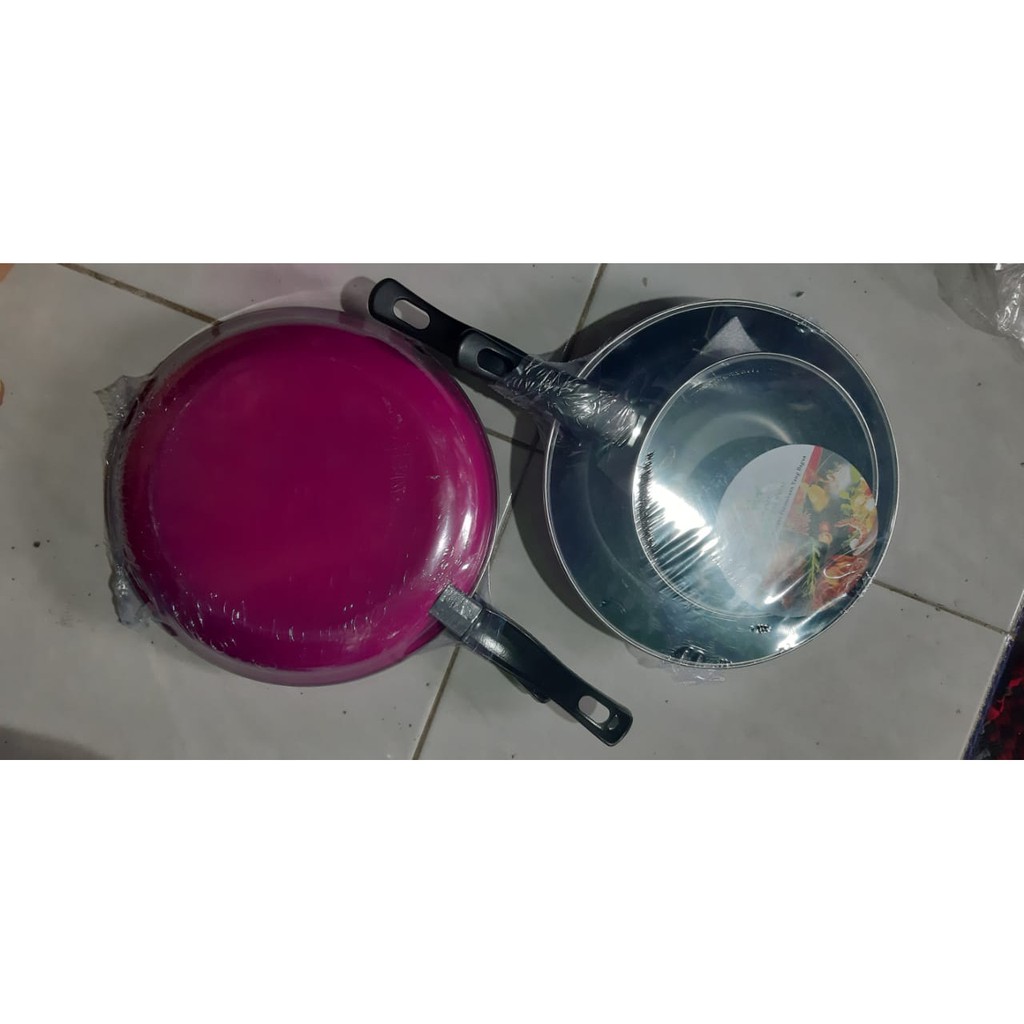 [FREE BUBLE] TEFLON FRY PAN FRYPAN SET 2in1 18cm dan 23cm / 25 cm