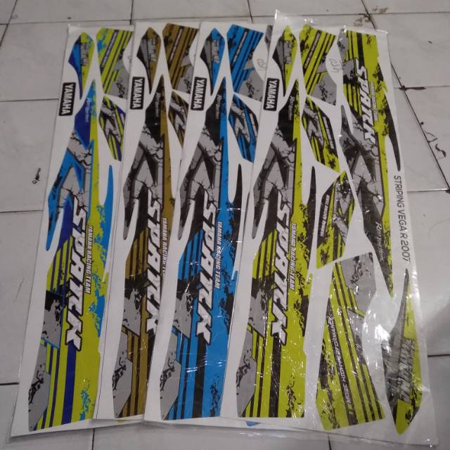 Striping Variasi Yamaha Vega R Motif Spark New