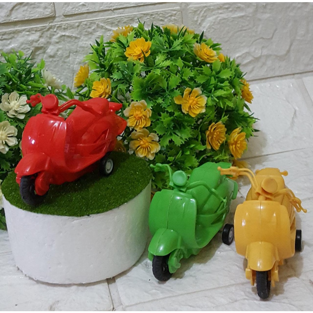 MAINAN ANAK MOTOR PESPA PULLBACK TERLARIS