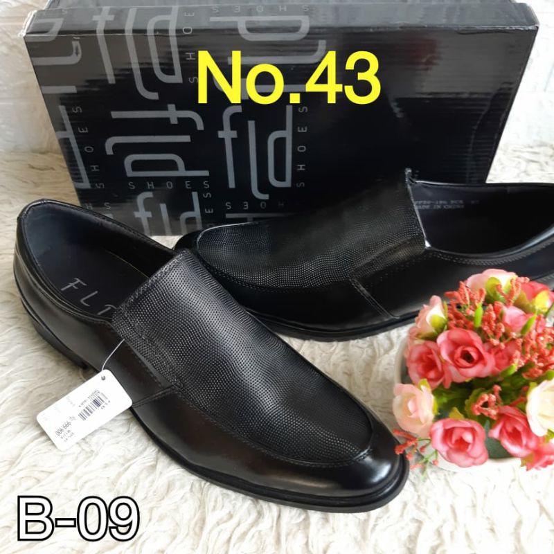 FLD SEPATU PANTOFEL
