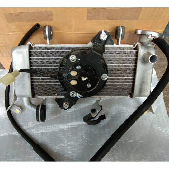 Radiator set kipas radiator Cbr 150 R Led Cb 150 r Led original copotan