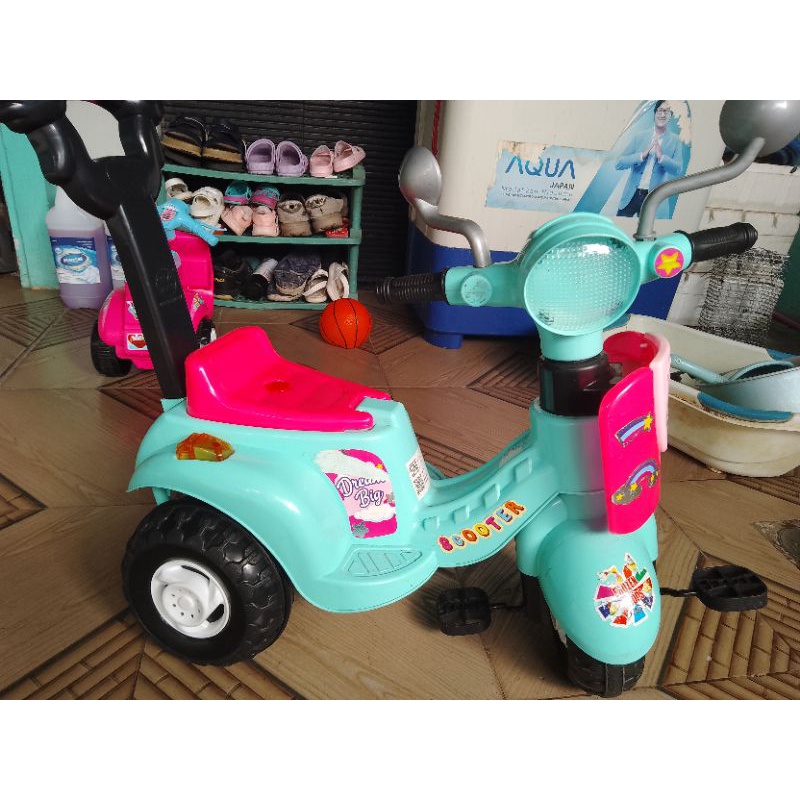 motor scoopy roda 3