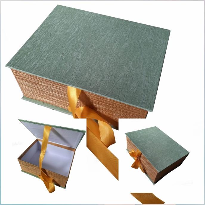 

[COD] Kotak Hampers Ukuran 26 x 20 x 6 [COD]