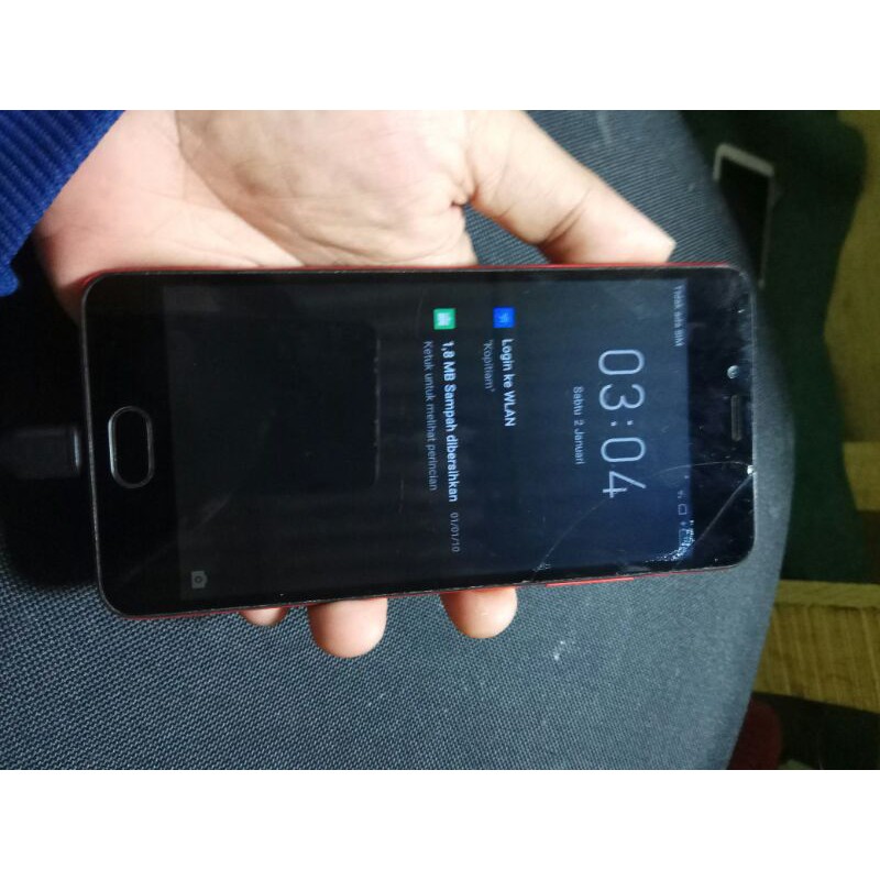 MEIZU M5C hidup normal minus sentuh retak