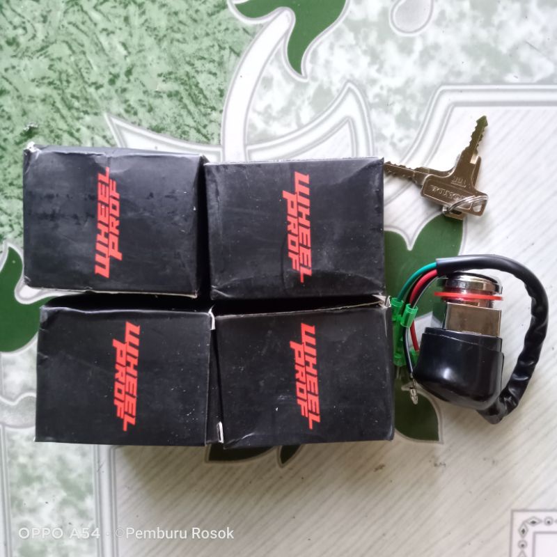 kunci kontak cb100 model ori  kondisi baru